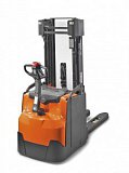 Компактные и маневренные штабелеры