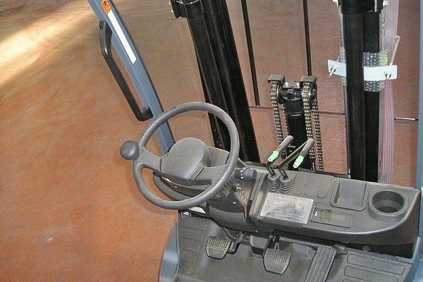 Новый газ-бензиновый автопогрузчик TOYOTA!