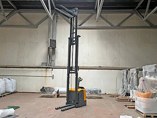 Новый электрический штабелер XILIN CDDK15-I 1.5 т. на складе в Хабаровске