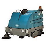 Поломоечная машина Tennant 7300