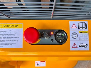 Электрический штабелер XILIN CDD15R-EN на складе в Хабаровске