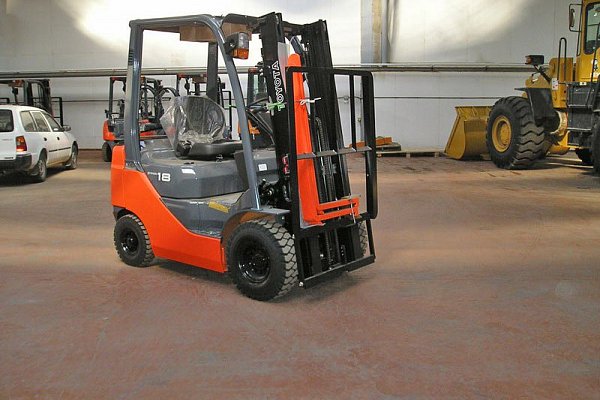 Новый газ-бензиновый автопогрузчик TOYOTA!
