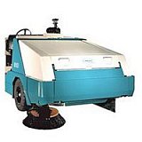 Подметальная машина Tennant 800