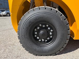 Дизельный вилочный погрузчик UN FD20T (двигатель Xinchai) на складе в Хабаровске